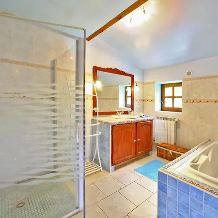 Maison Perigourdine Restauree Avec Jardin, Proche Sarlat, Etang De Peche Et Velos Electriques Fournis - Fr-1-616-145 *